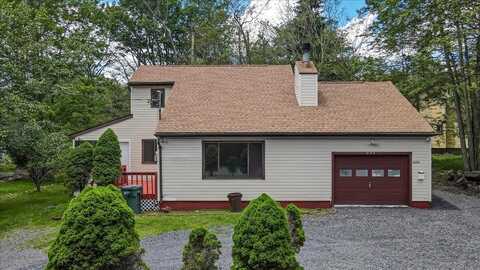 7198 Rimrock Drive, Tobyhanna, PA 18466