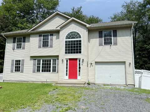 1209 Fern Drive, Pocono Summit, PA 18346