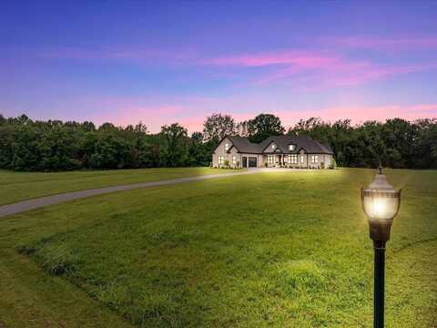 7182 Eagle Ridge Lane, Bowling Green, KY 42103