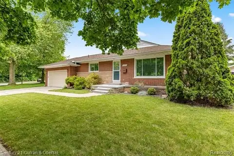 10018 Manor Avenue, Allen Park, MI 48101