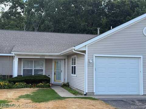 3333 Clear Vista Court NE, Grand Rapids, MI 49525