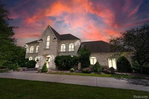 7374 Fox Hill Lane, Northville, MI 48168