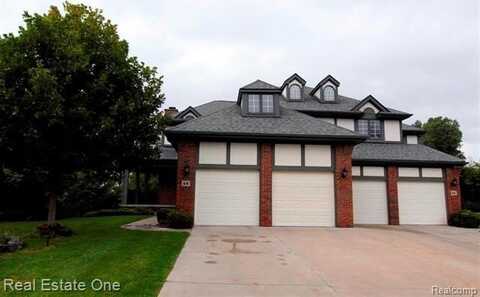 66 SANDHILLS Lane, Lake Orion, MI 48362
