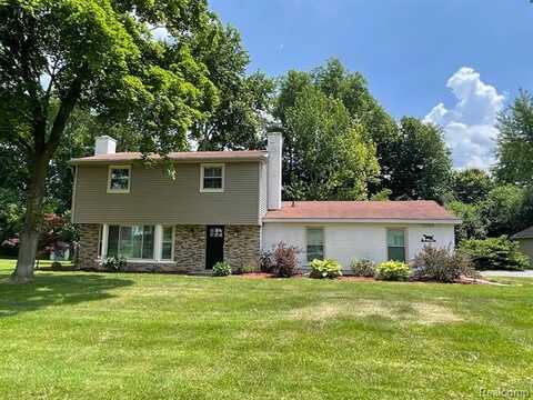 21150 E Chigwidden Street, Northville, MI 48167