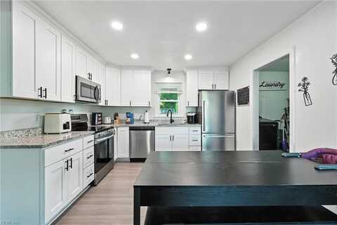 128 Eastlawn Drive, Hampton, VA 23664