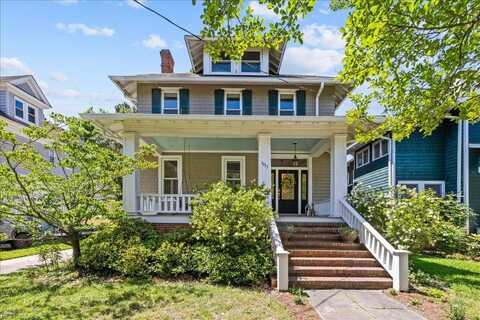 1037 Jamestown Crescent, Norfolk, VA 23508