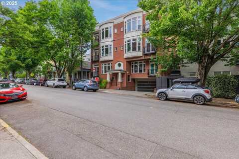 2537 NW THURMAN ST, Portland, OR 97210