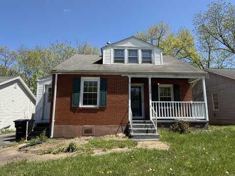 3426 GARDEN CITY BLVD SE, Roanoke, VA 24014