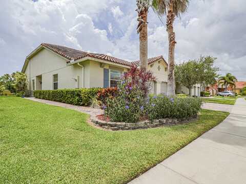 6325 Oxford Circle, Vero Beach, FL 32966
