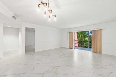 22615 SW 66th Avenue, Boca Raton, FL 33428