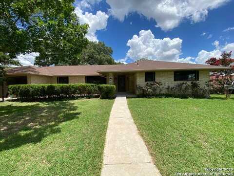749 Windrock, Windcrest, TX 78239