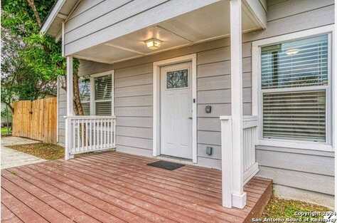 1315 olive, San Antonio, TX 78210