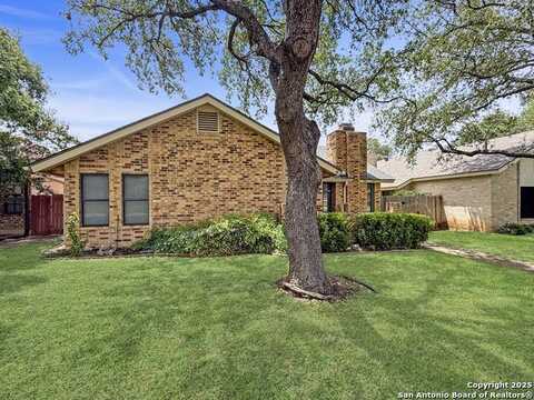 13619 Summer Glen Dr, San Antonio, TX 78247