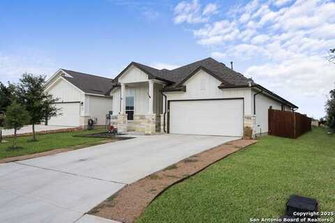 904 Brook Ave, New Braunfels, TX 78130
