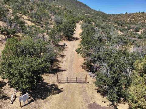 3625 Black Mountain Rd, Montague, CA 96064