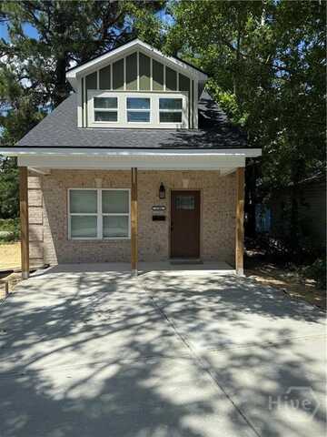 2206 Augusta Avenue, Savannah, GA 31415