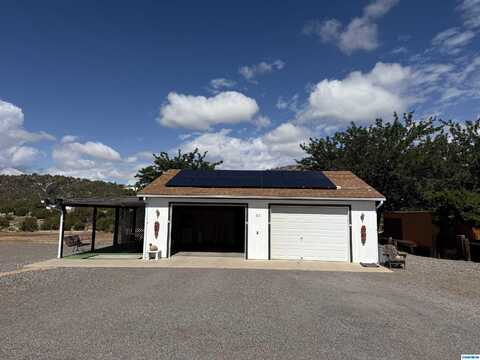33 Oakwood Ave., Silver City, NM 88061