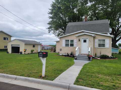 445 S Park Street, Livingston, WI 53554