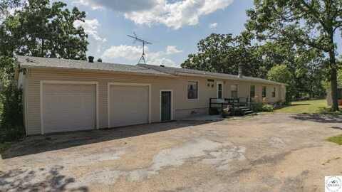 23475 Majorville, Warsaw, MO 65355