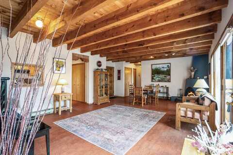 22 Encantado Circle, Santa Fe, NM 87508