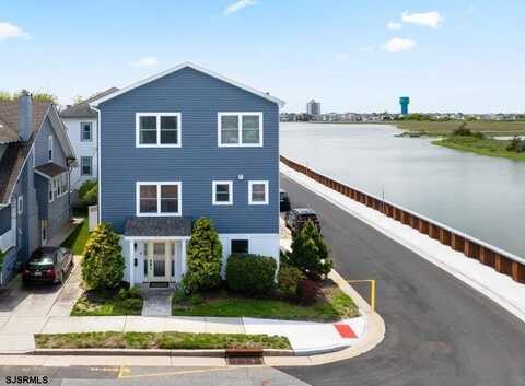 32 N Jackson Ave, Ventnor City, NJ 08406