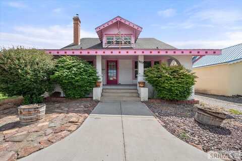 909 Main Street, Salmon, ID 83467