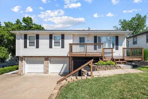 6 WENWOOD Circle, COUNCIL BLUFFS, IA 51503
