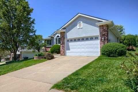 1112 TOWER RIDGE Drive, COUNCIL BLUFFS, IA 51503