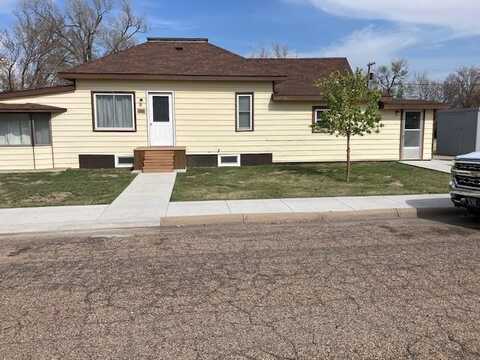 305 South Cleveland Avenue, Colby, KS 67701