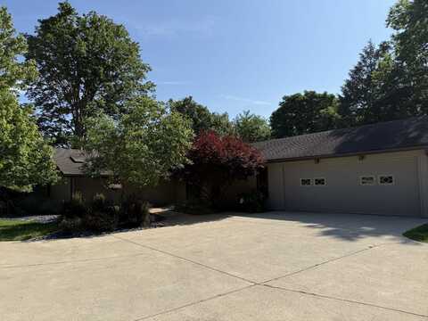 8488 Windfall Ridge Road, Athens, OH 45701
