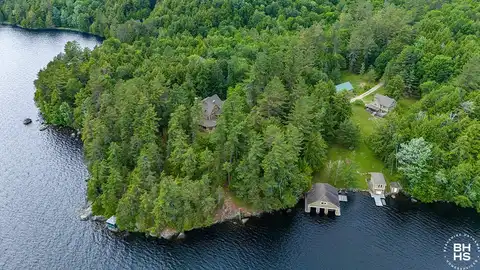8 Pinehurst Road, Saranac Lake, NY 12983