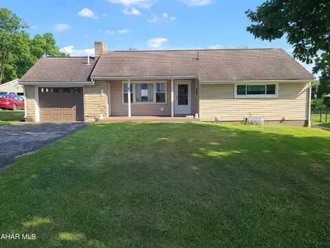 182 Evergreen Road, Hollidaysburg, PA 16648