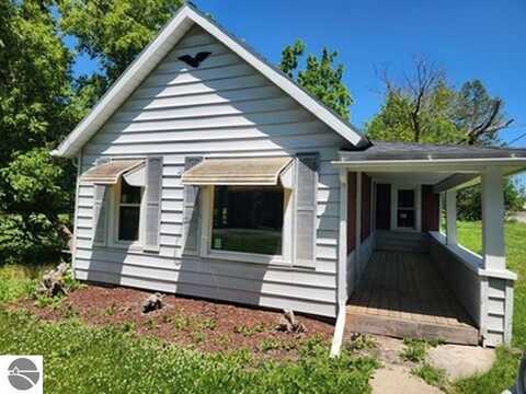 212 W Main Street, Hale, MI 48739