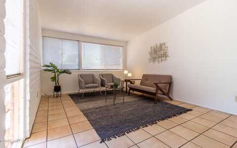 3411 S Myrtis Place, Tucson, AZ 85730
