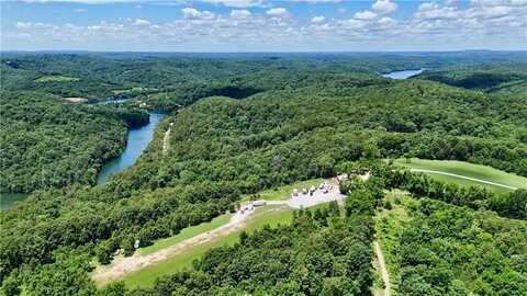 1602 County Road 148, Eureka Springs, AR 72632