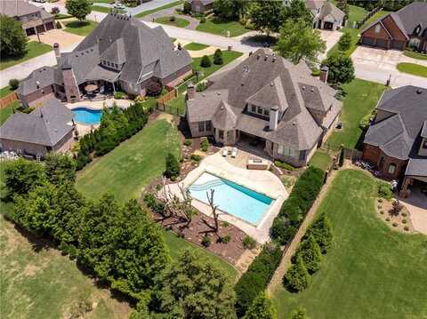 11 Oxford DR, Rogers, AR 72758