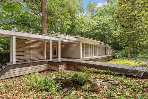 2414 Glenshire Lane, Tallahassee, FL 32308
