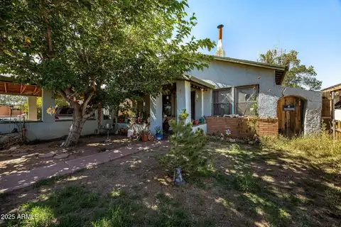 312 W BUFFALO Street, Holbrook, AZ 86025