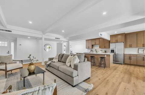 6233 E PINCHOT Avenue, Scottsdale, AZ 85251