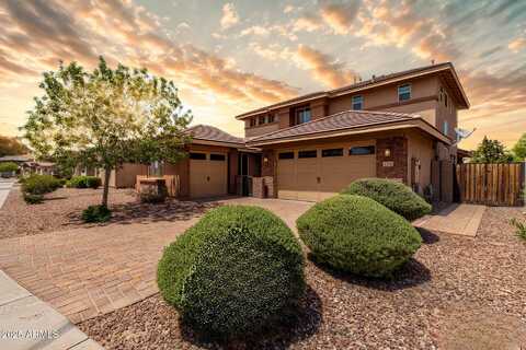 3338 E COCONINO Drive, Gilbert, AZ 85298