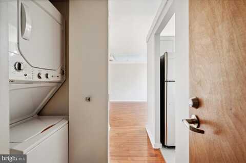 222 CHURCH STREET, PHILADELPHIA, PA 19106