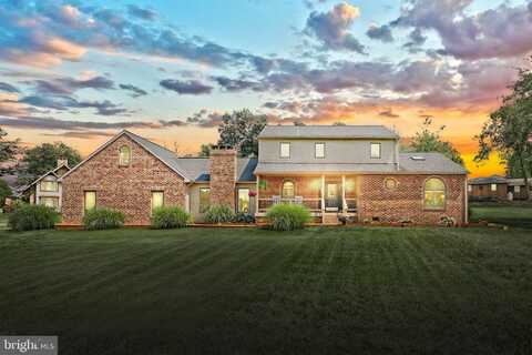 543 LAKE MEADE DRIVE, EAST BERLIN, PA 17316