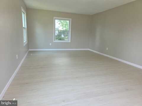 125 BAYBERRY LANE, WILLINGBORO, NJ 08046