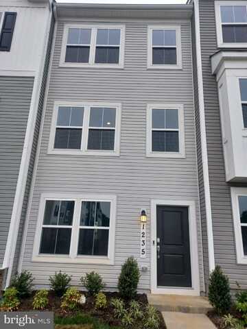 1235 CEDAR VALLEY ROAD, RANSON, WV 25438