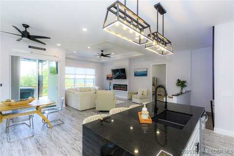 224 Park Place Drive, Kaiser, MO 65047