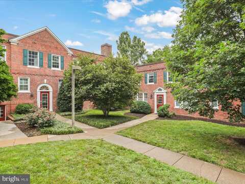 1909 KEY BOULEVARD, ARLINGTON, VA 22201