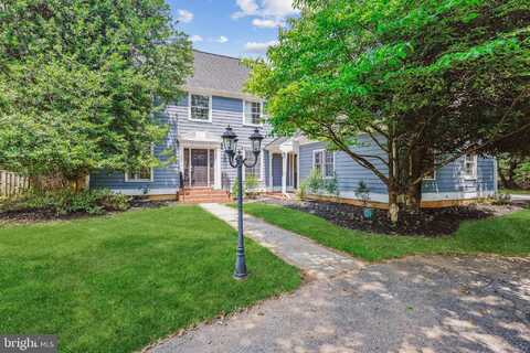 8201 HECTIC HILL LANE, ROCKVILLE, MD 20854