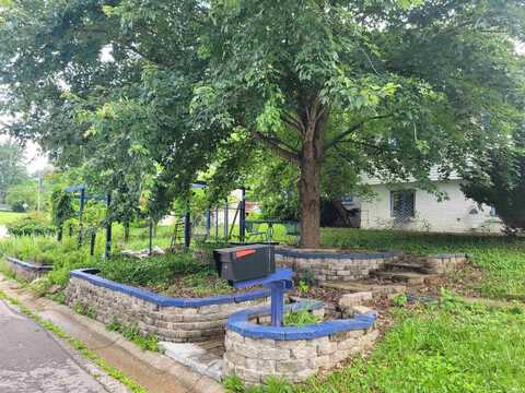 4425 E Cambridge Court, Bloomington, IN 47408