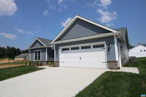 179 LANGLEY DR, WAYNESBORO, VA 22980