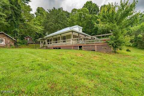 306 Bear Branch, Roan Mountain, TN 37687